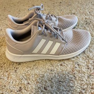 Adidas cloud foam sneakers
